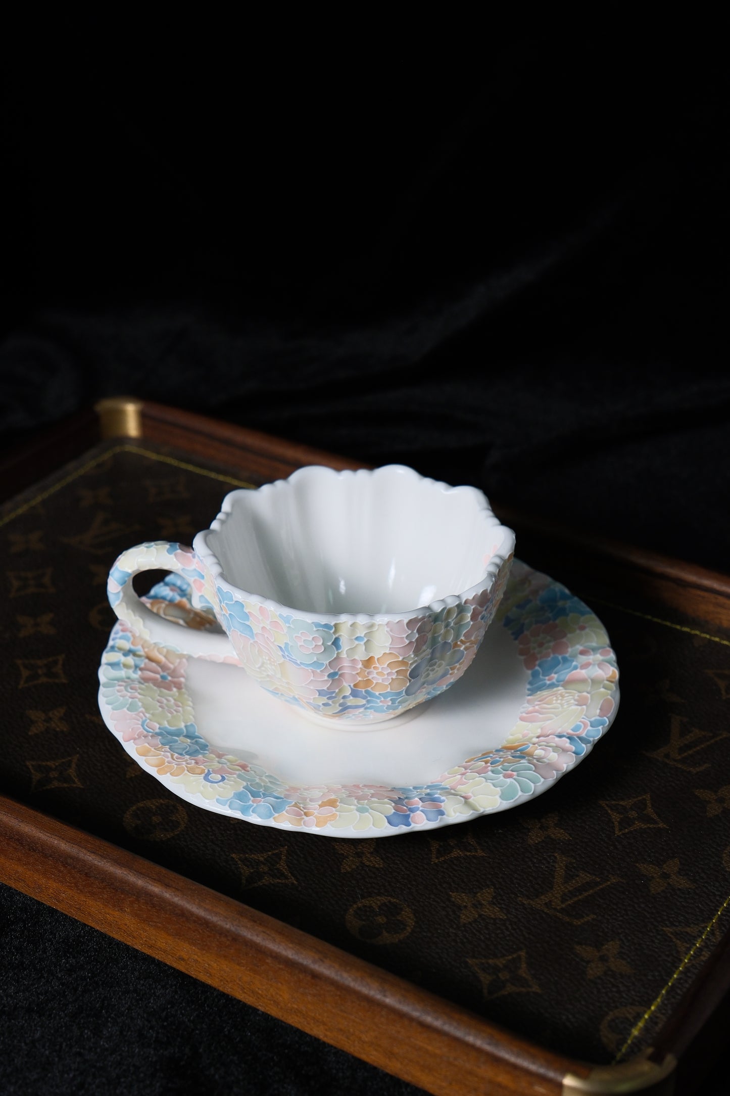 Petal coffee cup