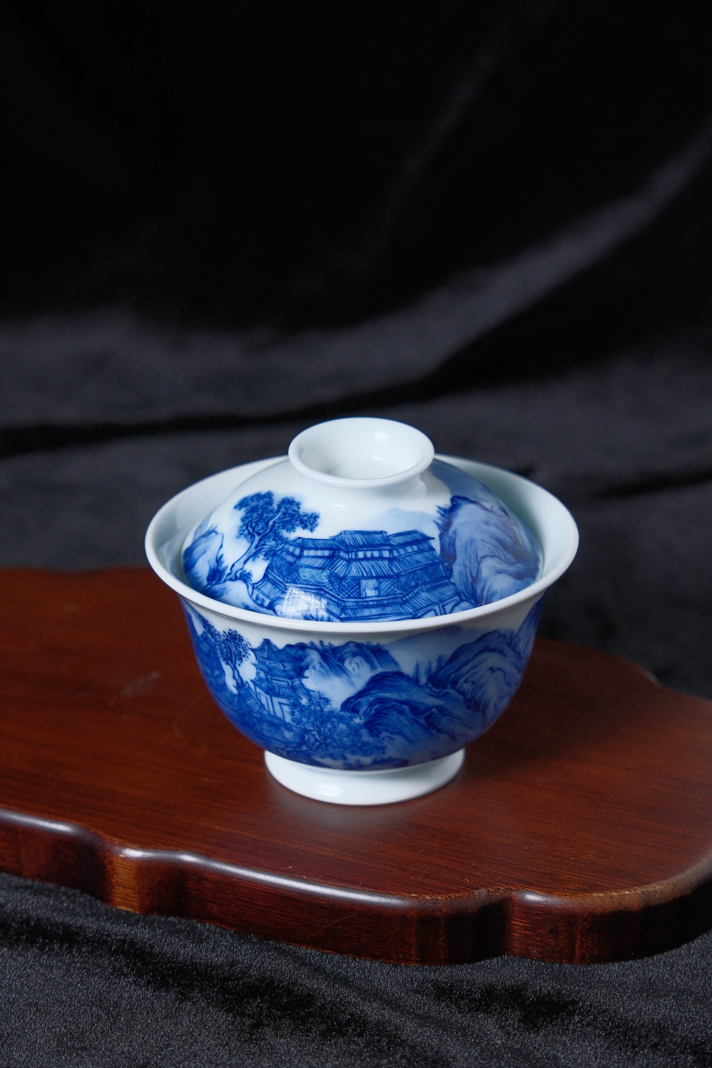 Chinese Covered Bowl Porcelain