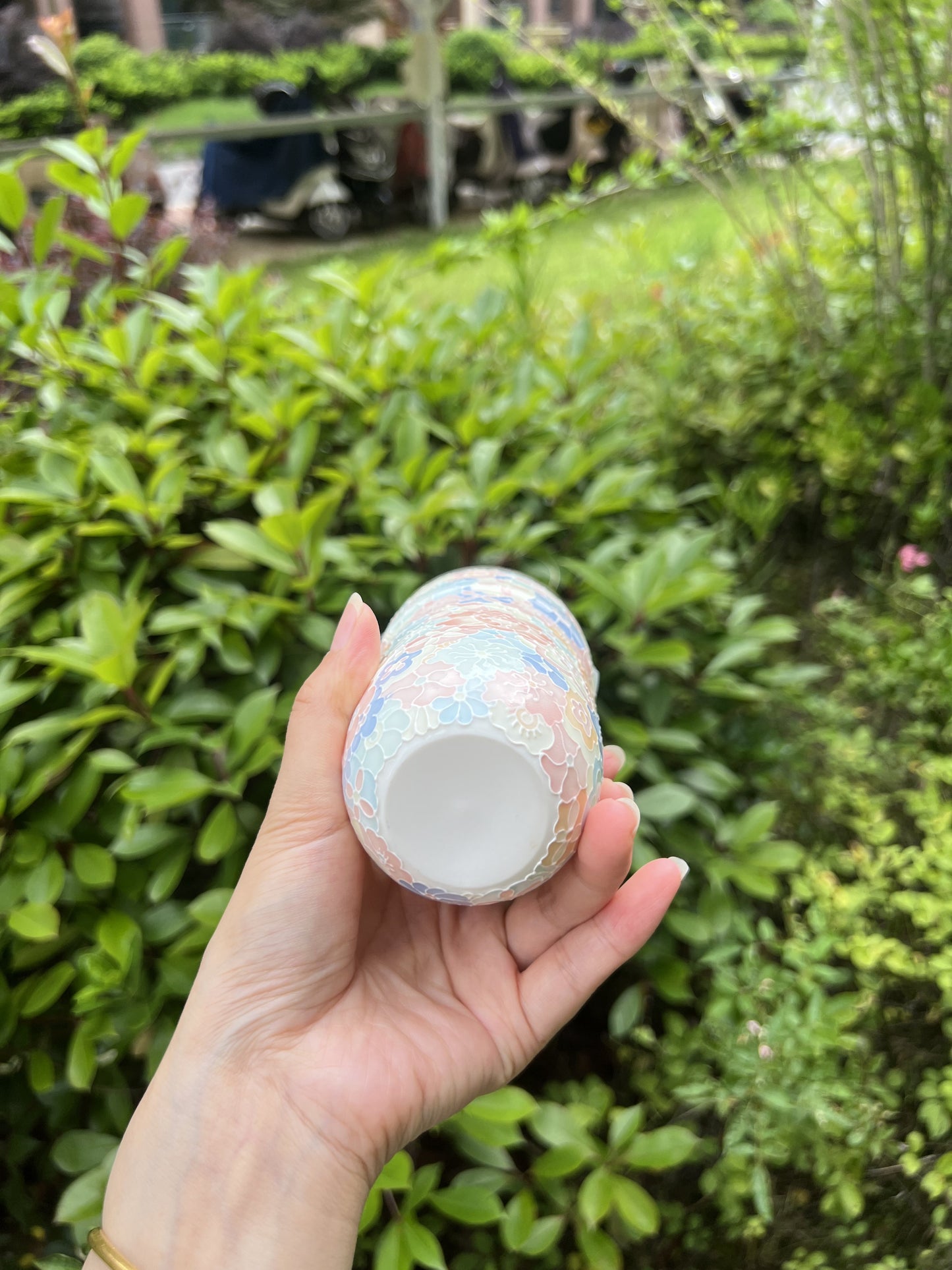 accompany cup