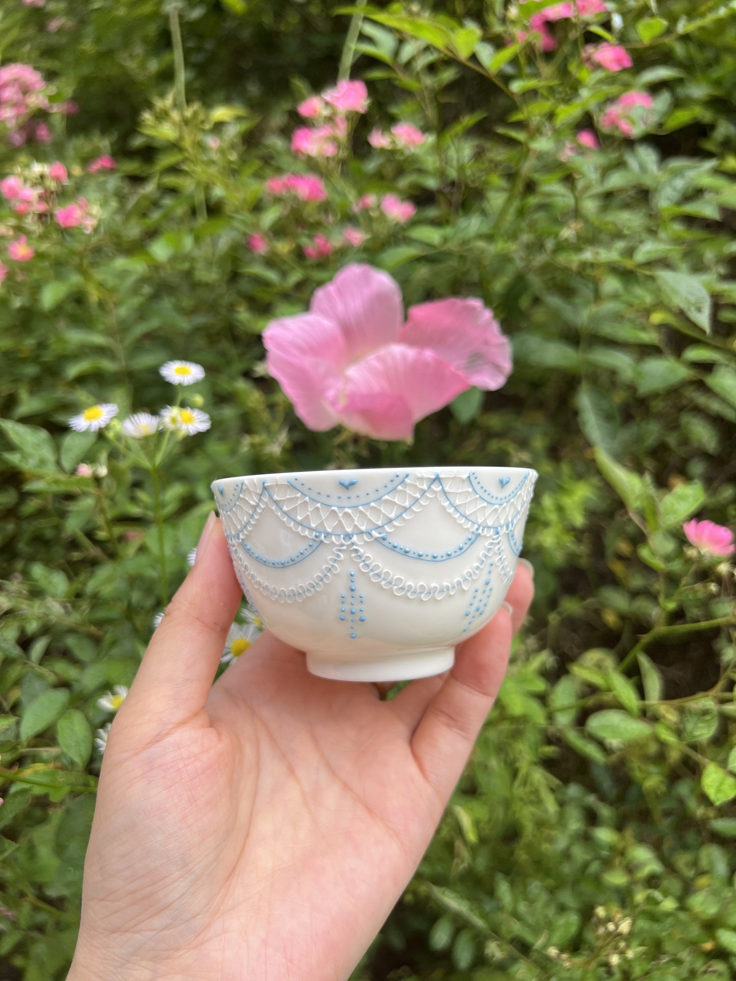Pearl curtain teacup