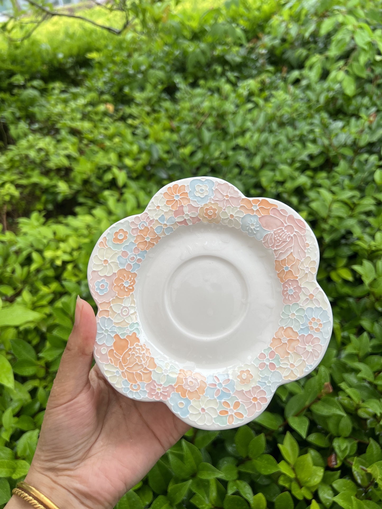 Lace coffee cup