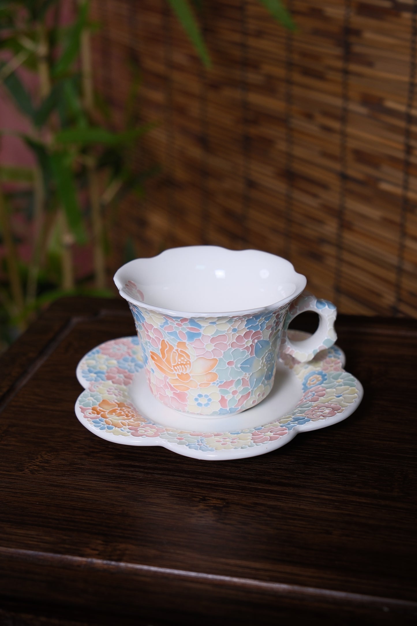 Lace coffee cup