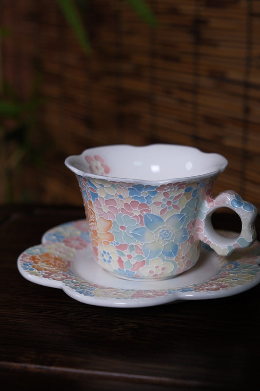 Lace coffee cup